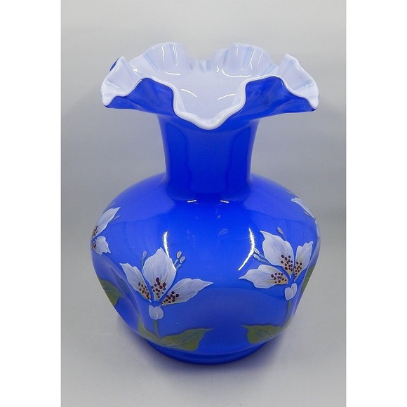 Fenton Blue Overlay Cased Glass White Hand-Painted Flowers Pinched Ruffle Vase - Picture 3 of 9